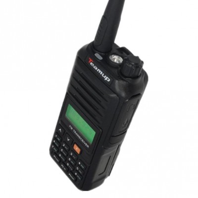 10 watt 3800mAh battery Powerful portable radio  long distance walkie talkie with dock-charger